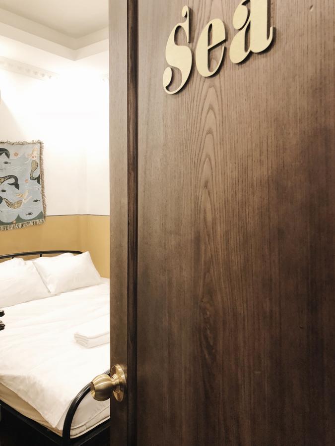 Chloe & Leo Boutique Homestay Hanoi Exterior photo