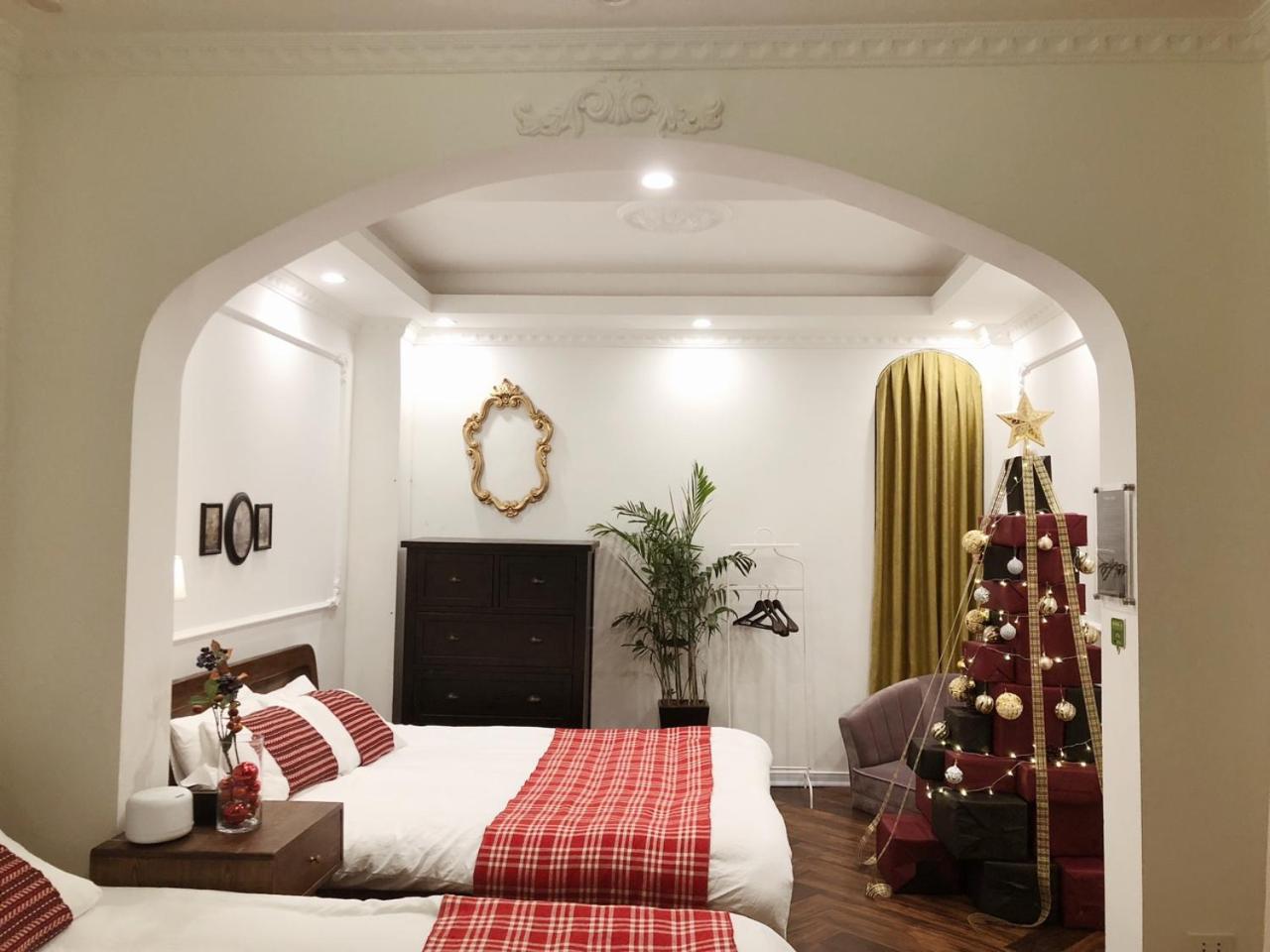 Chloe & Leo Boutique Homestay Hanoi Exterior photo