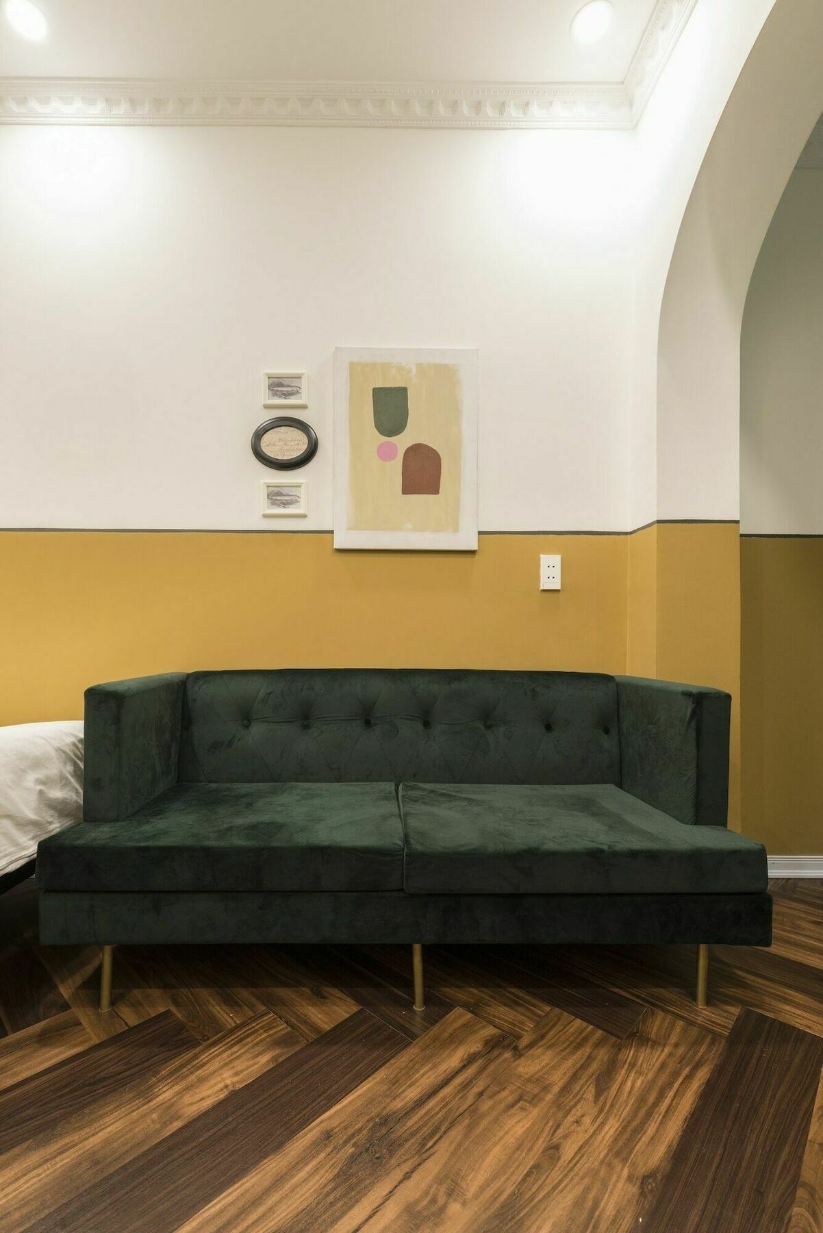 Chloe & Leo Boutique Homestay Hanoi Exterior photo